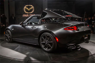 ​Продажи нового родстера Mazda MX-5 RF стартуют в январе 2017