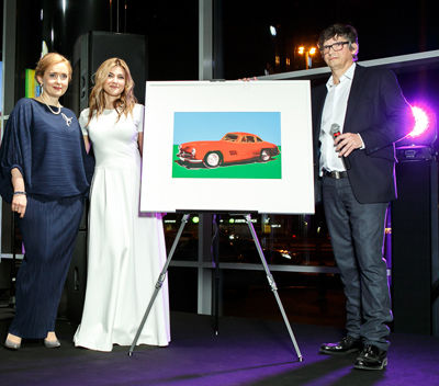 ​В Москве открылась выставка «Любимая машина Энди Уорхола»